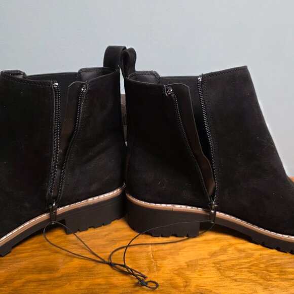 NWT Kenzie Black Suede Ankle Boots | Chelsea Style Size 10 Grunge FallStyle Chic - Picture 7 of 11